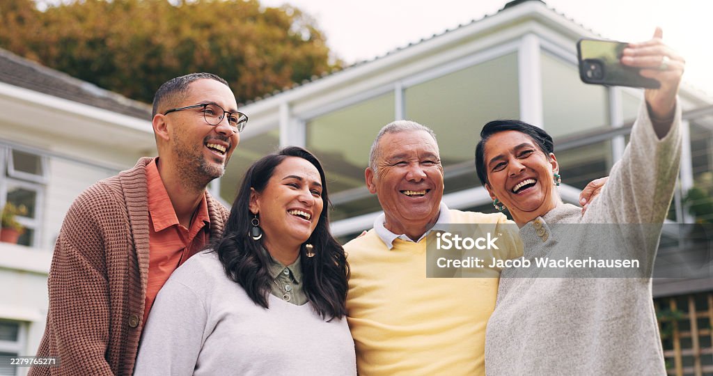 Selfie, backyard and senior parents with people for social media, memory and happy in new house. Family, retirement home and elderly mom, dad and couple with photo for picture, post and bonding
