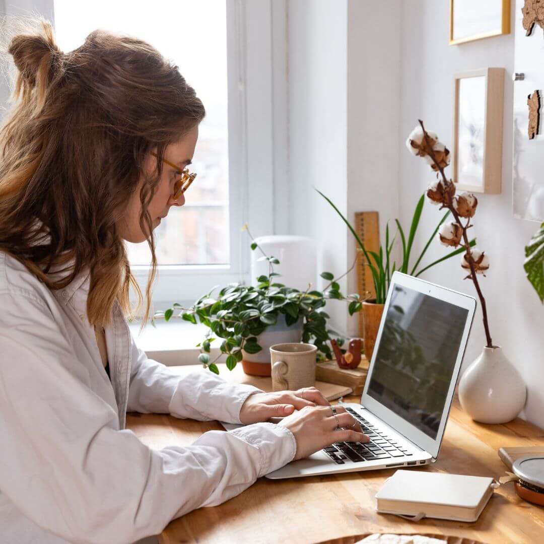 Self-Service for Board Members and Homeowners woman using computer software on her laptop